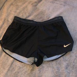Women’s Medium Nike Shorts